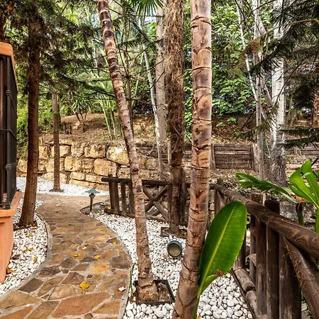 Villa Tiger Woods Golfing Marbella Old Town Villa *